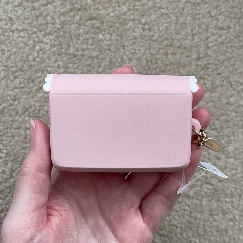 Bath & Body Works Pink Scallop Bow Snap Case PocketBac Holder - Picture 6 of 16